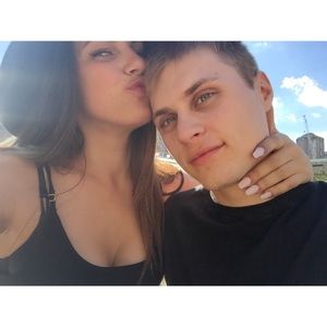 Meet your Posher, Makayla